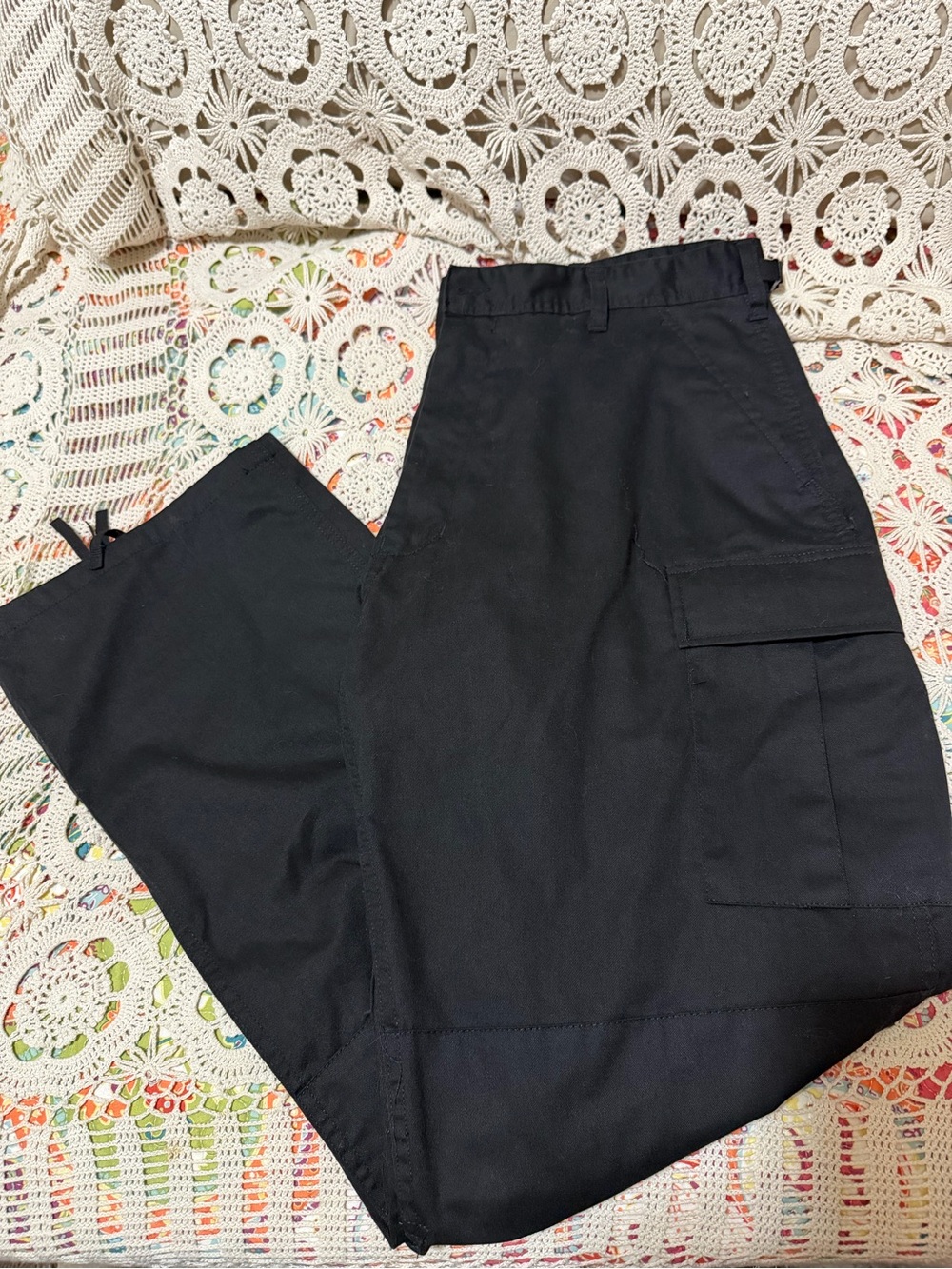 Military army surplus Men's Black Cargo Pants with Utility Pockets -
